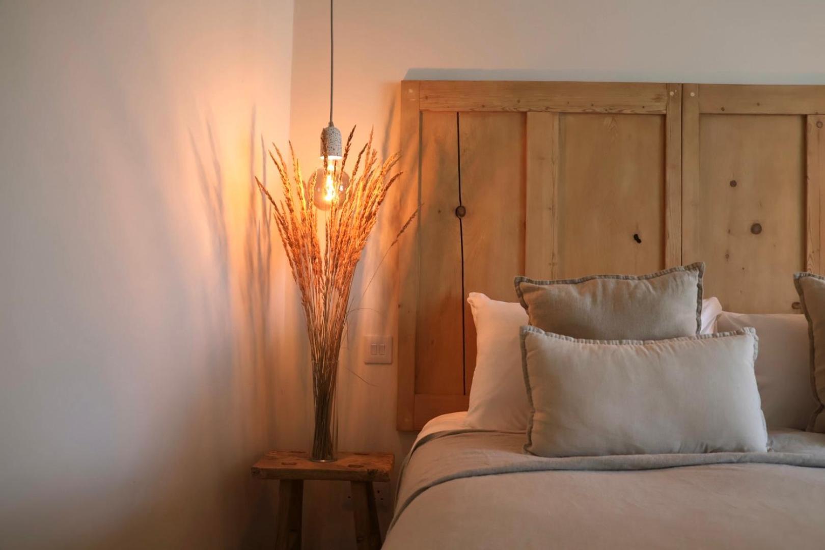Hotel Fiddle + Bow Doolin
